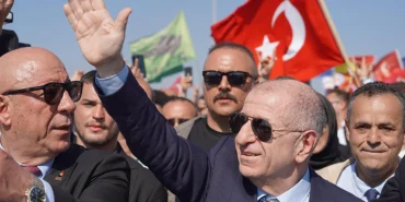 Prof. Dr. Ümit Özdağ'dan mücadeleye devam mesajı: Nerede kalmıştık?